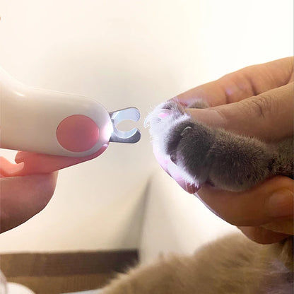 Nail Clipper - LED Lighting